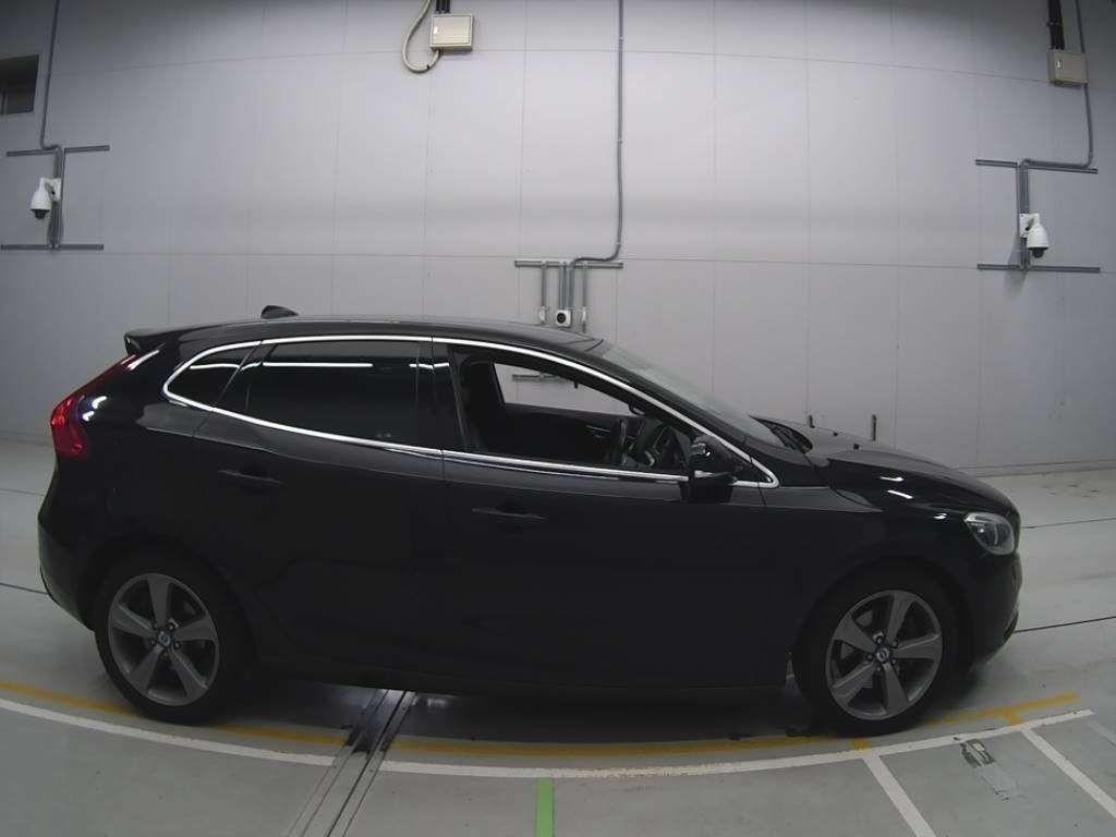 Volvo V40 T4 SE