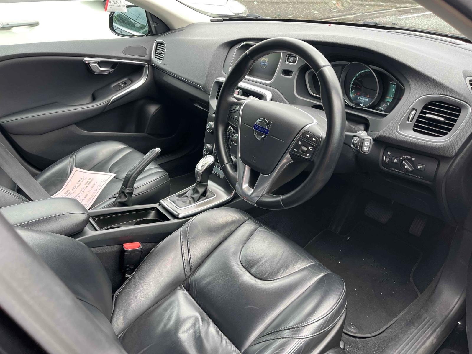 Volvo V40 T4 SE