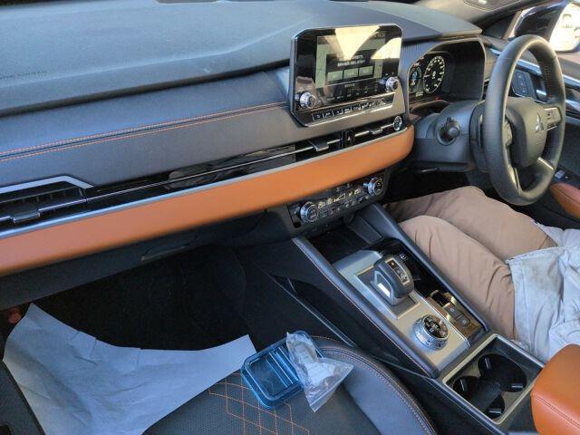 Mitsubishi Outlander Phev 4wd P