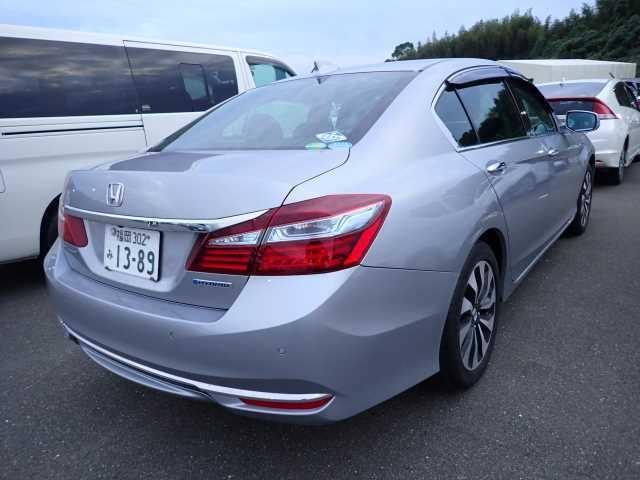 Honda Accord HYBRID LX.
