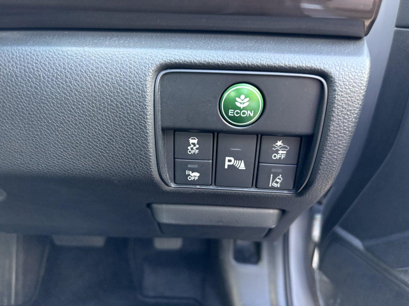 Honda Accord HYBRID LX.