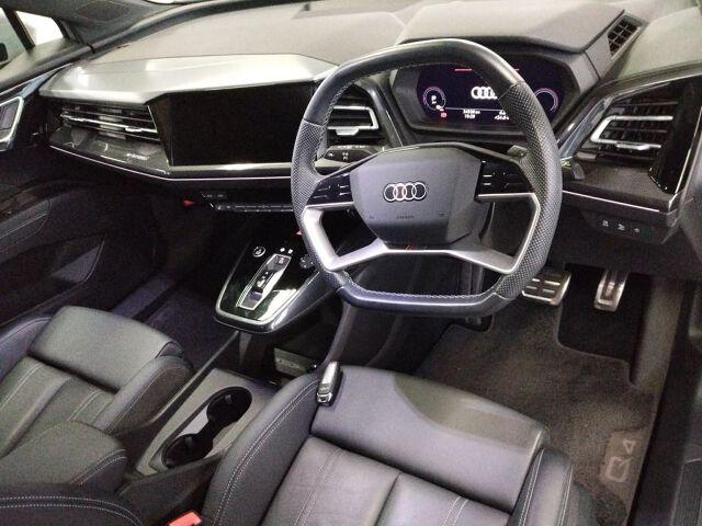 Audi Q4 e-tron 40 S LINE