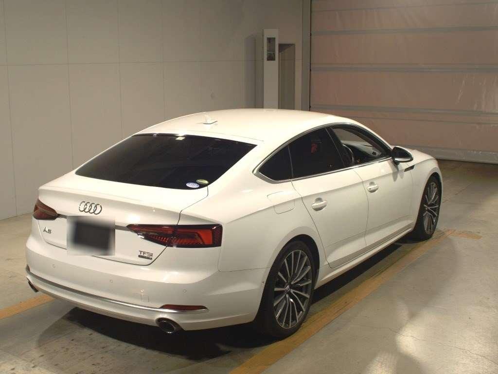 Audi A5 SPORTBACK 2.0TFSI QUATTRO SPOILER -4WD