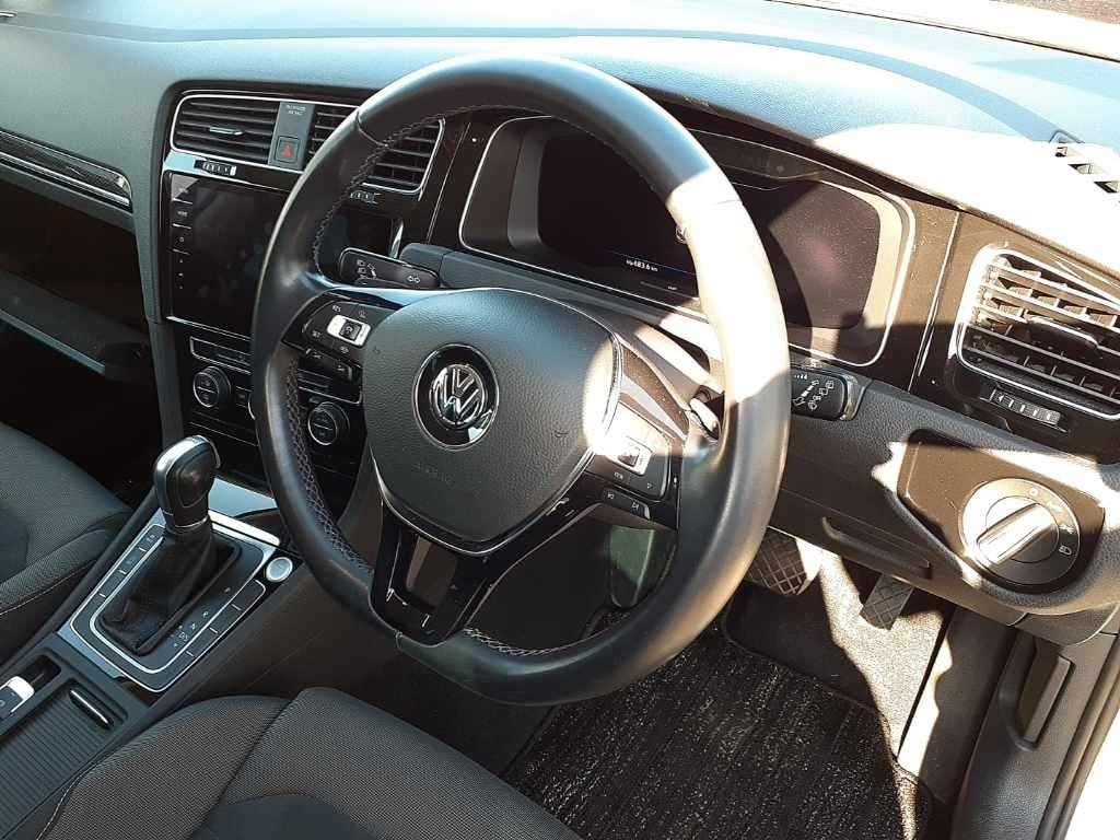 Volkswagen Golf TSIﾊｲﾗｲﾝ ﾃｯｸｴﾃﾞｨｼｮﾝ