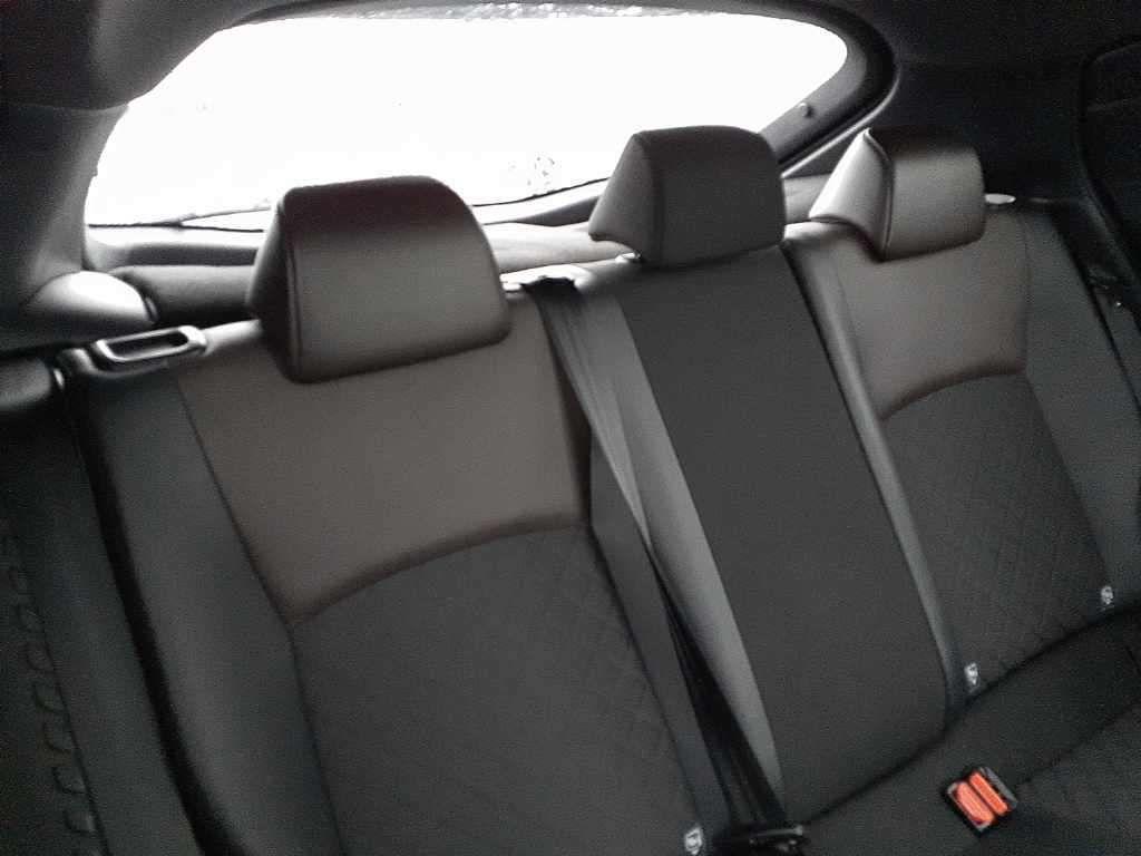 Toyota C-HR G