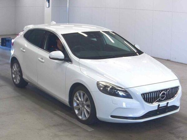 Volvo V40 T3 SE