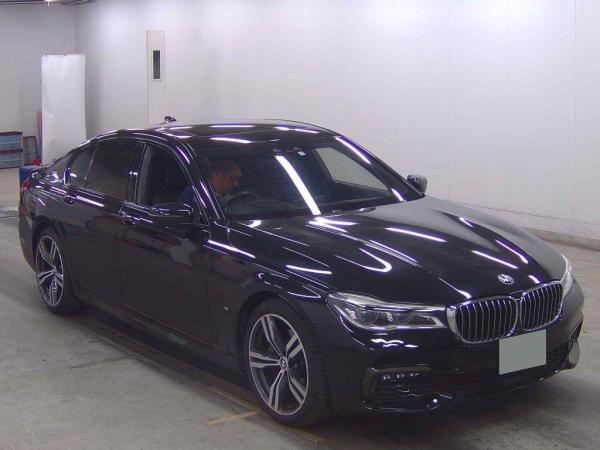 BMW 7 Series 740E IPERFORMANCE M-SPORT