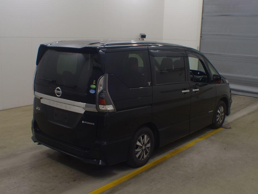 Nissan Serena E- POWER HIGHWAY STAR V