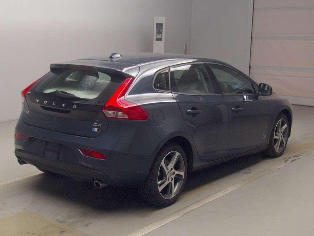 Volvo V40 D4MO MEN MANY M