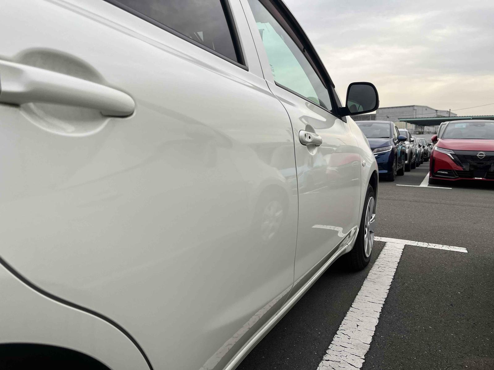 Nissan MARCH X V SELECTION