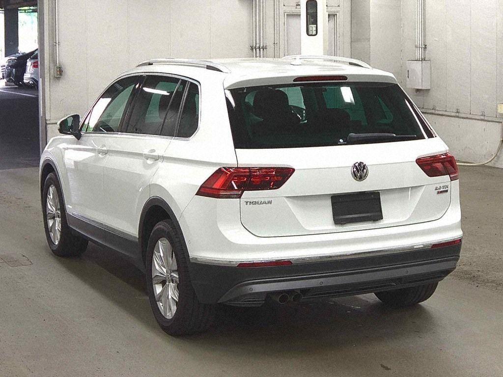 Volkswagen Tiguan TDI 4MOTION HIGH LINE