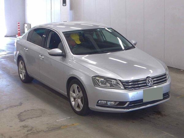 Volkswagen Passat TSI HIGH LINE BMT