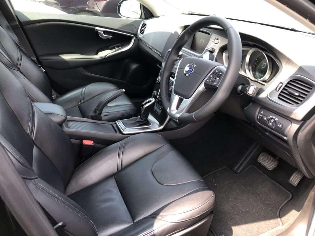 Volvo V40 T4