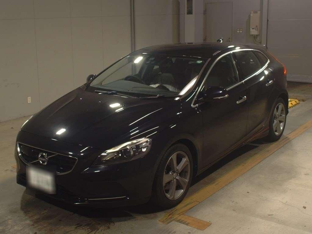 Volvo V40 T4