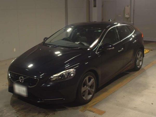 Volvo V40 T4