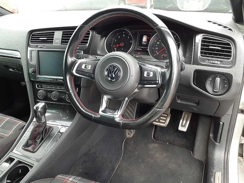 Volkswagen Golf Gti 2.0