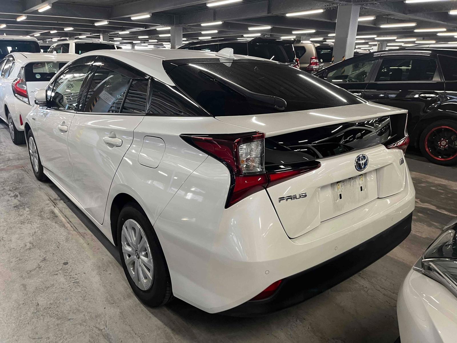 Toyota Prius  S