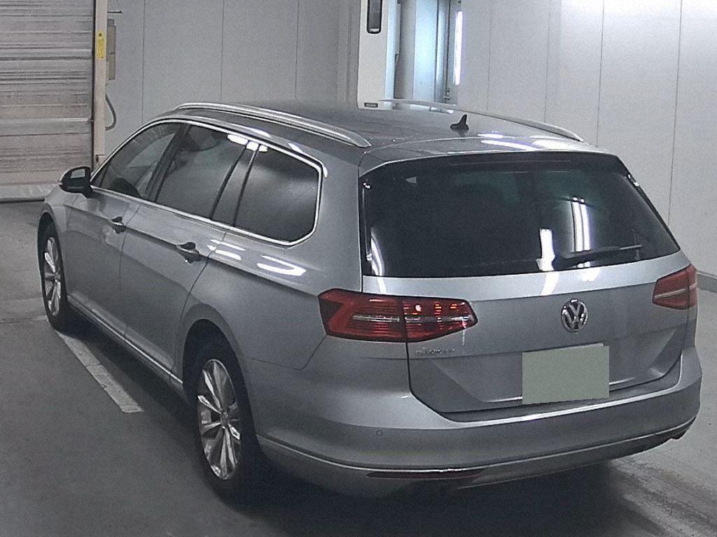 Volkswagen PASSAT VARIANT TDI ELEGANCE LINE