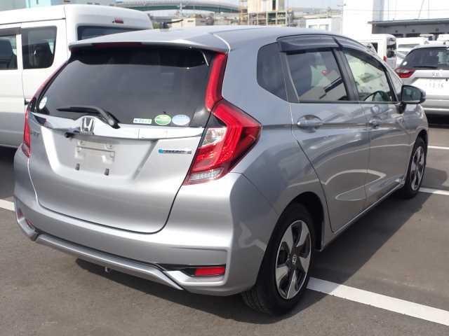 Honda Fit HYBRID F PACKAGE