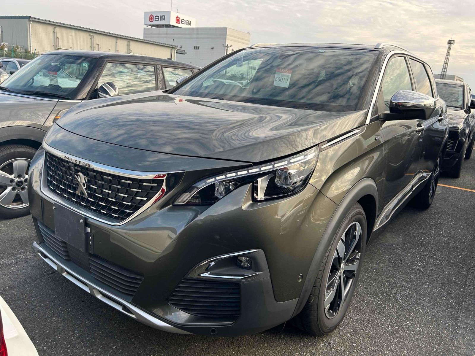 Peugeot 5008 GT BLUE HDI