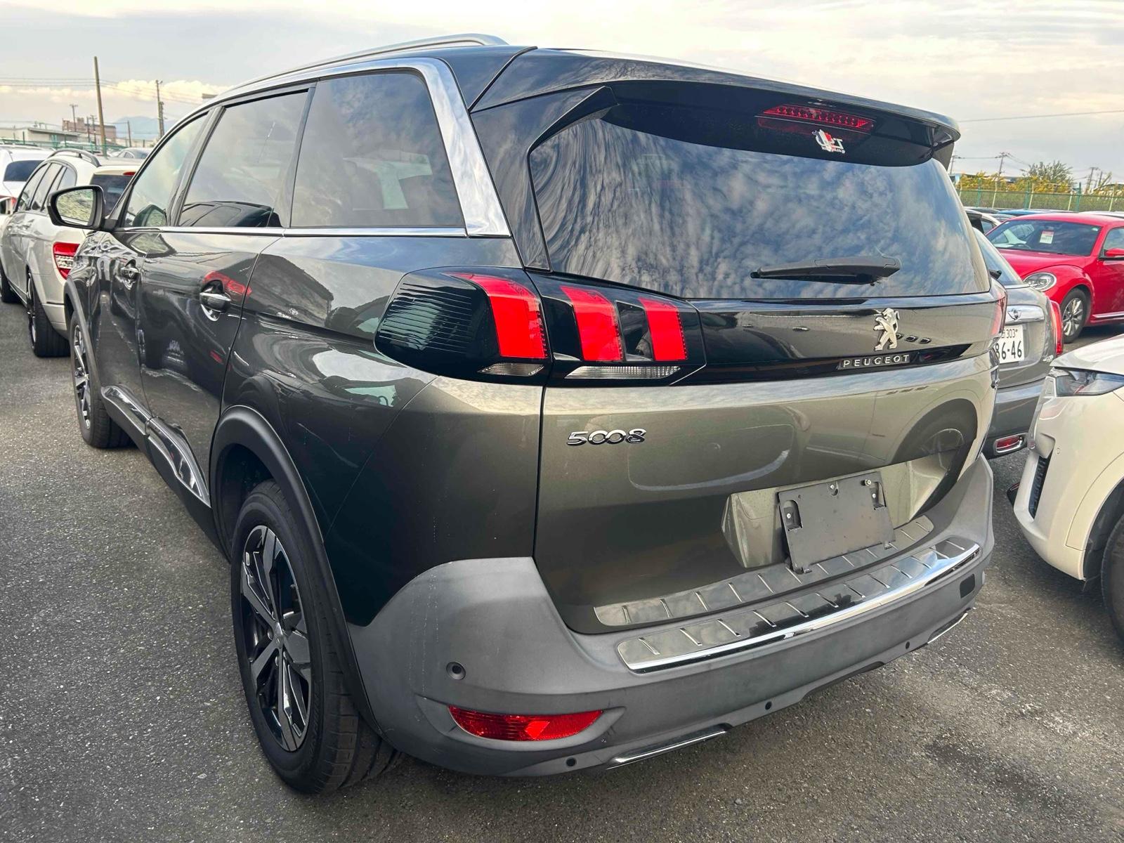 Peugeot 5008 GT BLUE HDI