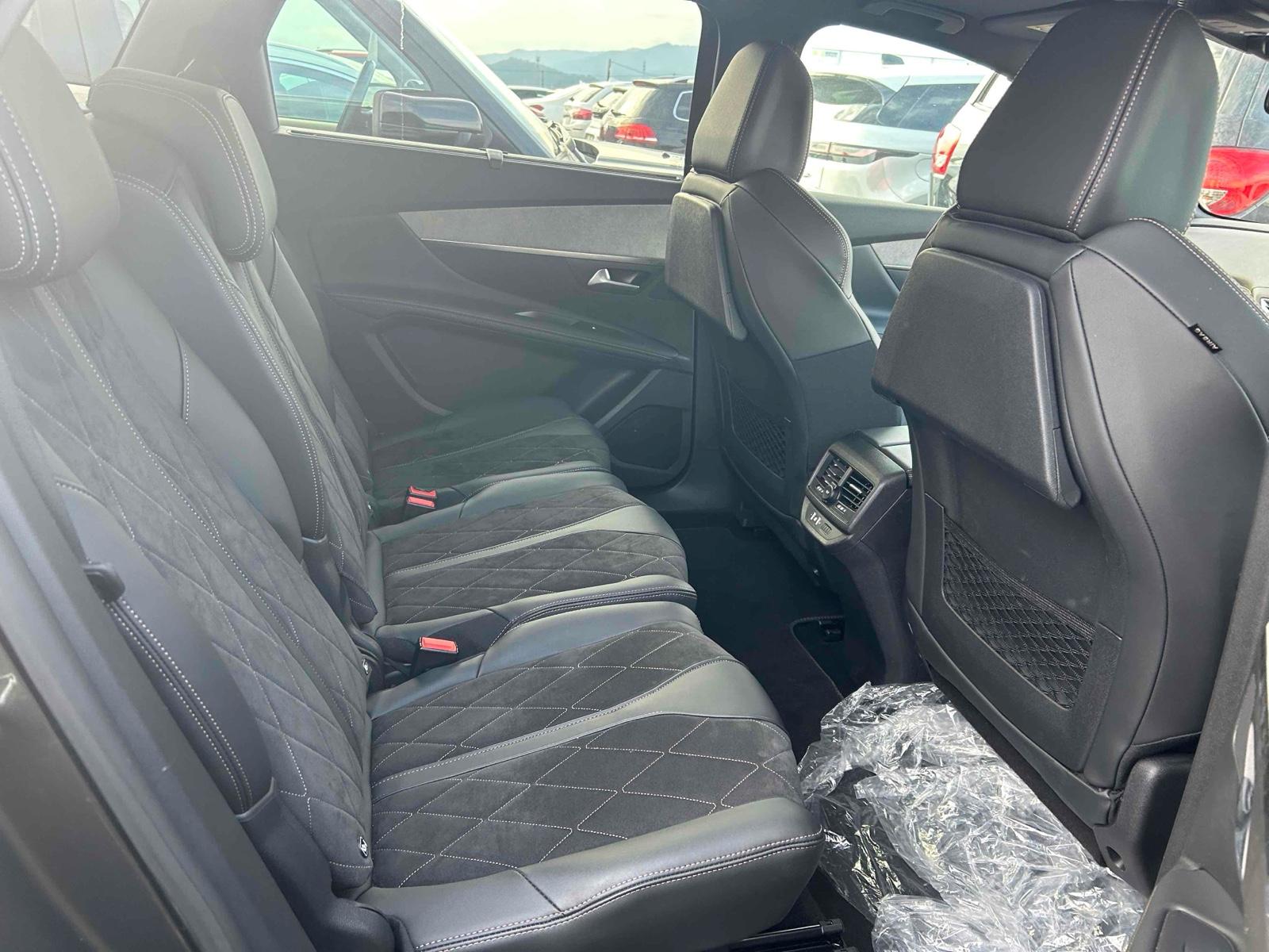 Peugeot 5008 GT BLUE HDI