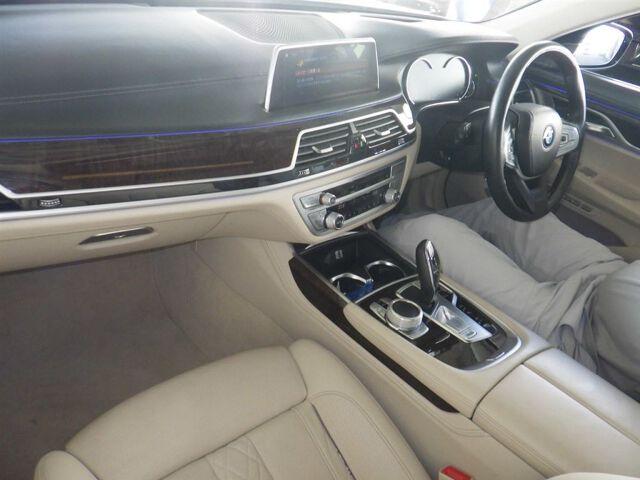 BMW 7 Series 740E IPERFORMANCE