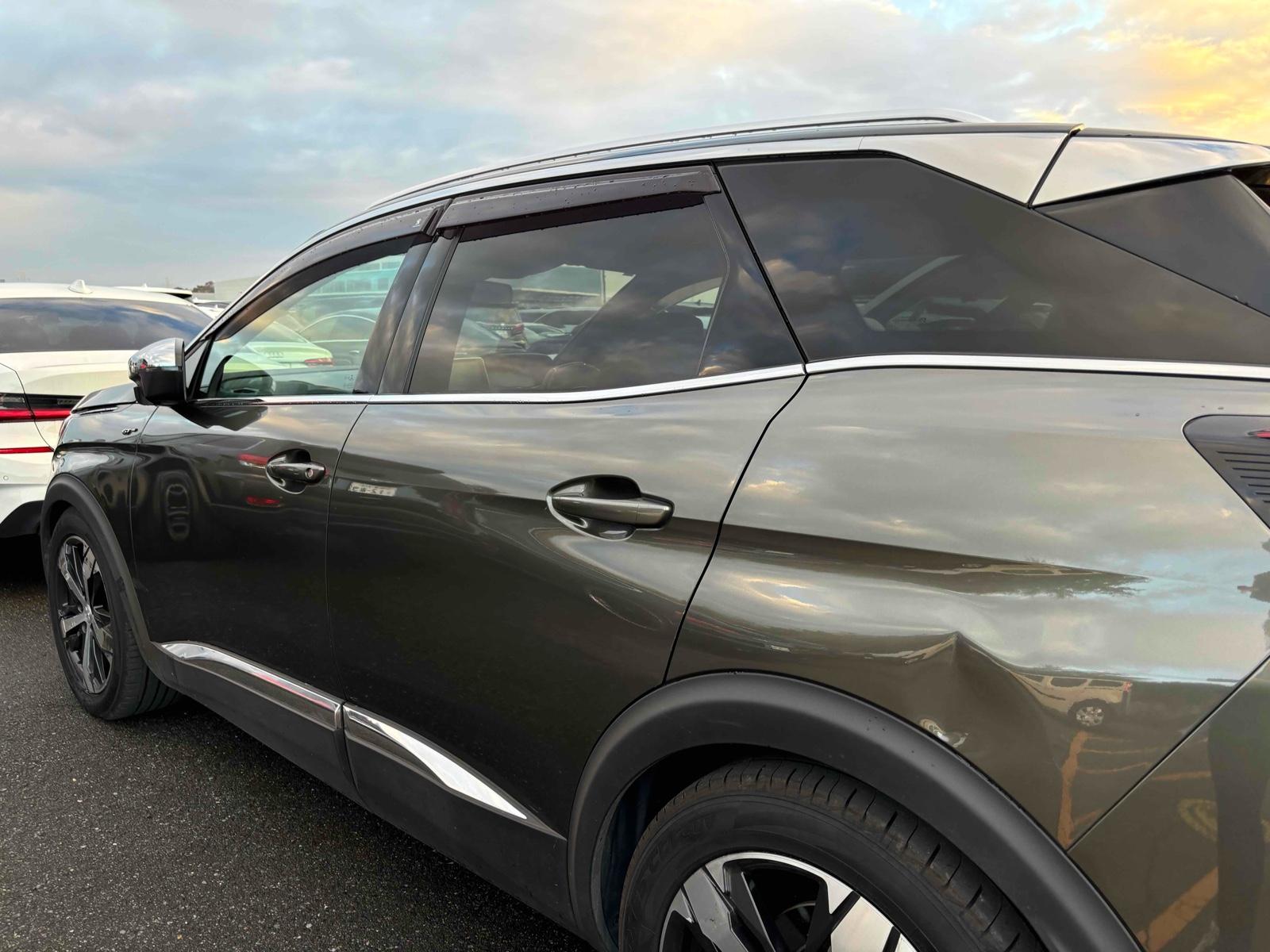 Peugeot 3008 GT BLUE HDI