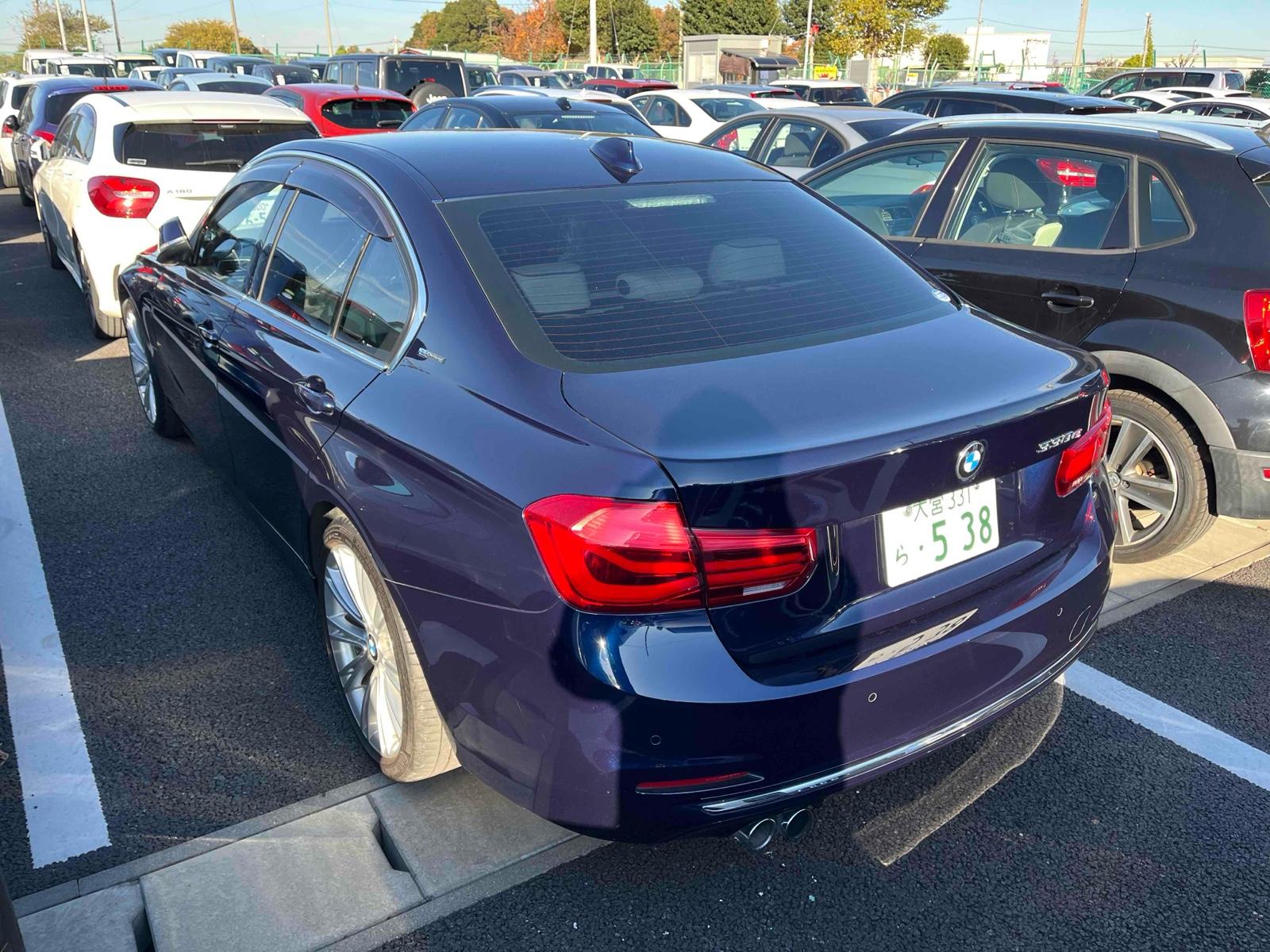 BMW 330 E CELEB RE-SHON EDITION