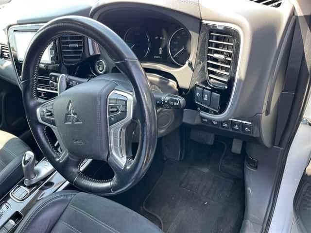 Mitsubishi Outlander Phev G