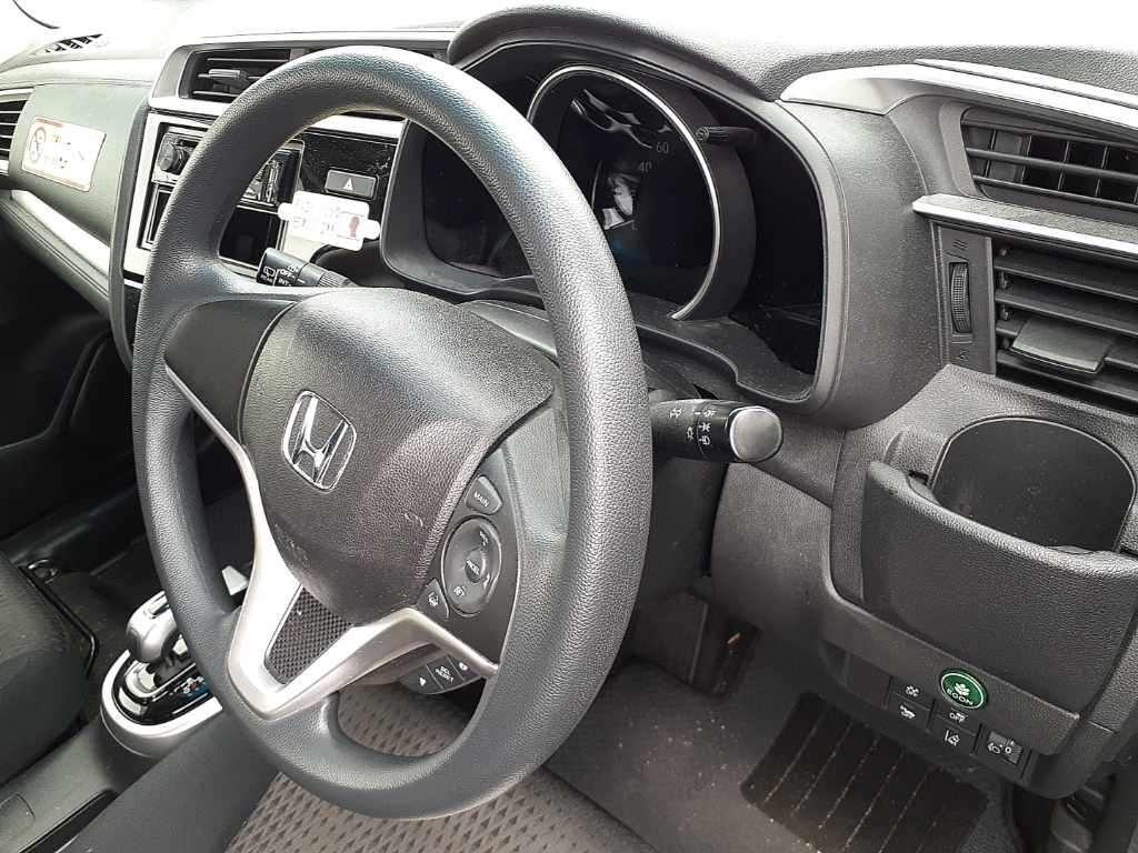 Honda Fit HYBRID F