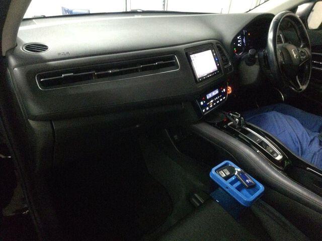 Honda Vezel HYBRID Z?HONDA SENSING