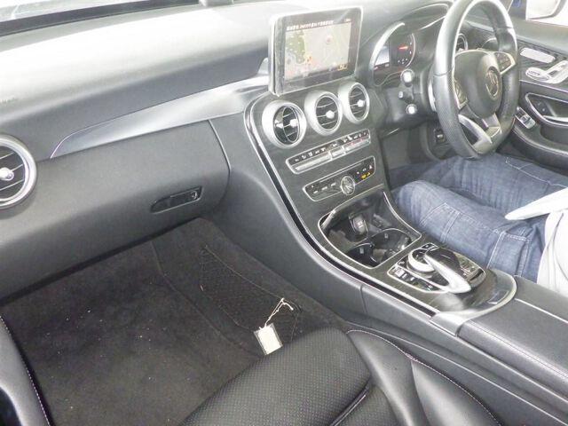 Mercedes-Benz C-class 4d C220D LAUREUS EDITION