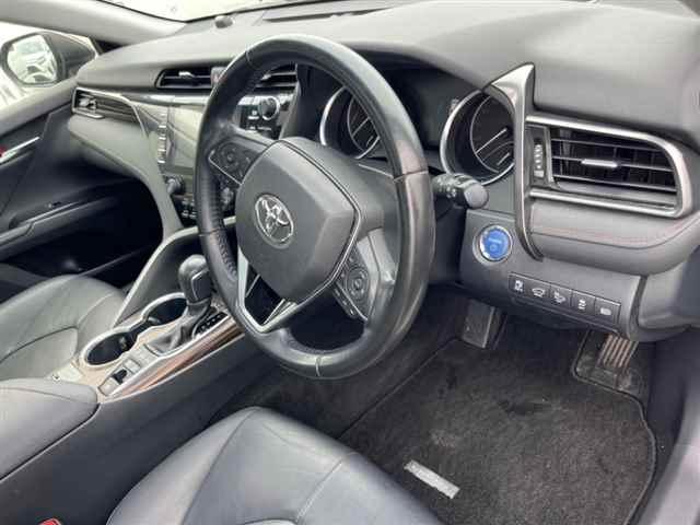 Toyota Camry G LEATHER PACKAGE