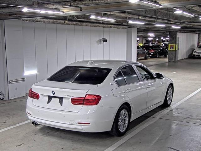 BMW 330 E I PERFORMANCE