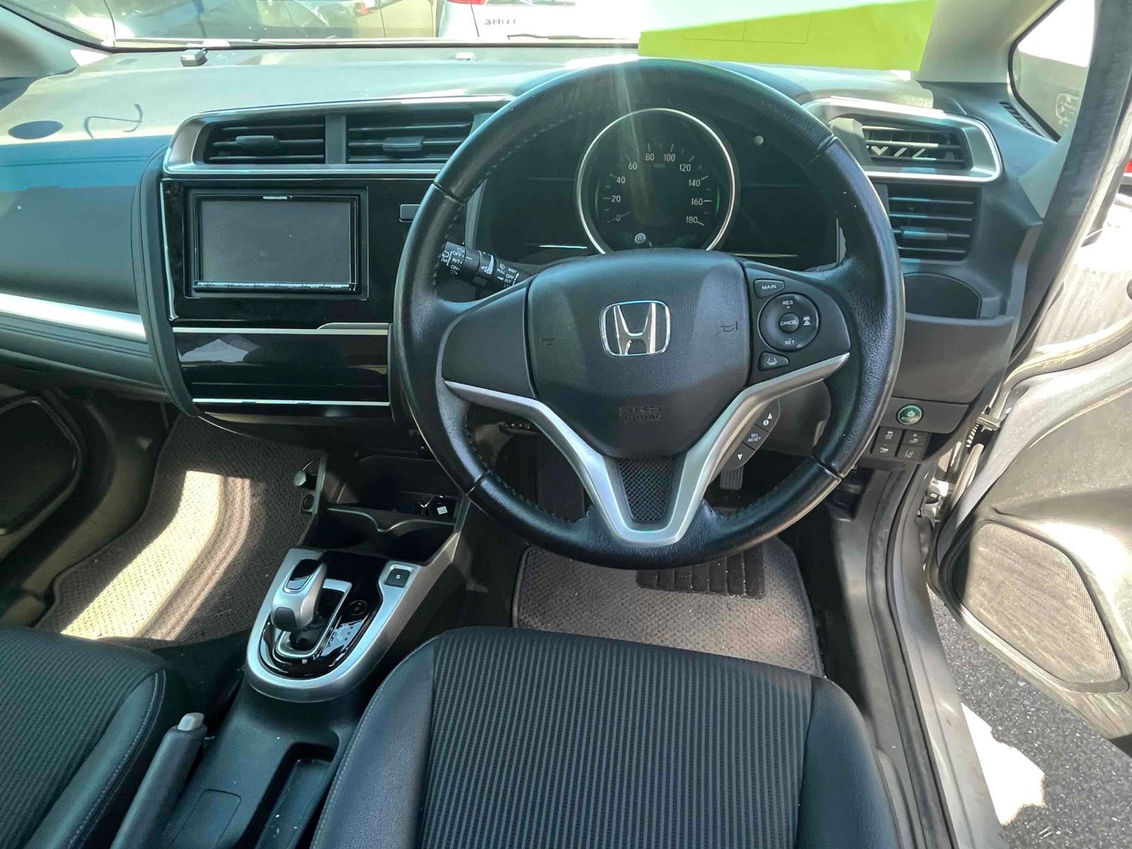 Honda Fit  HYBRID HYBRIDF