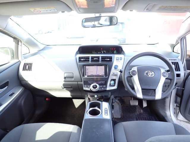 Toyota Prius ALPHA S 7ST