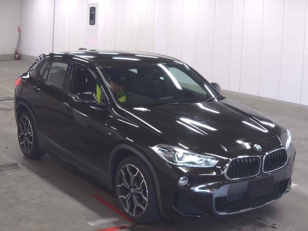 BMW X2 SDRIV18IM SPOILER X