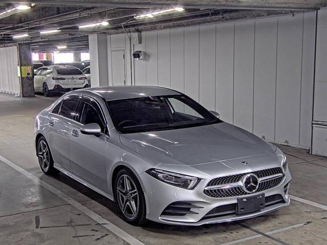Mercedes-Benz Benz A Class A 200 dｾﾀﾞﾝAMGﾗｲﾝ