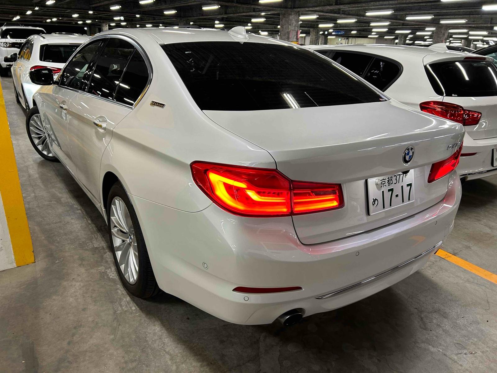 BMW 530 E LUXURY IPERFORMANCE