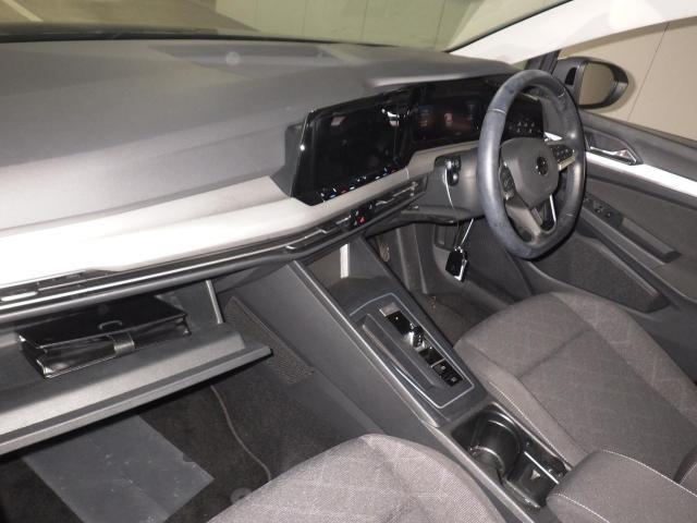 Volkswagen Golf eTSI ACTIVE