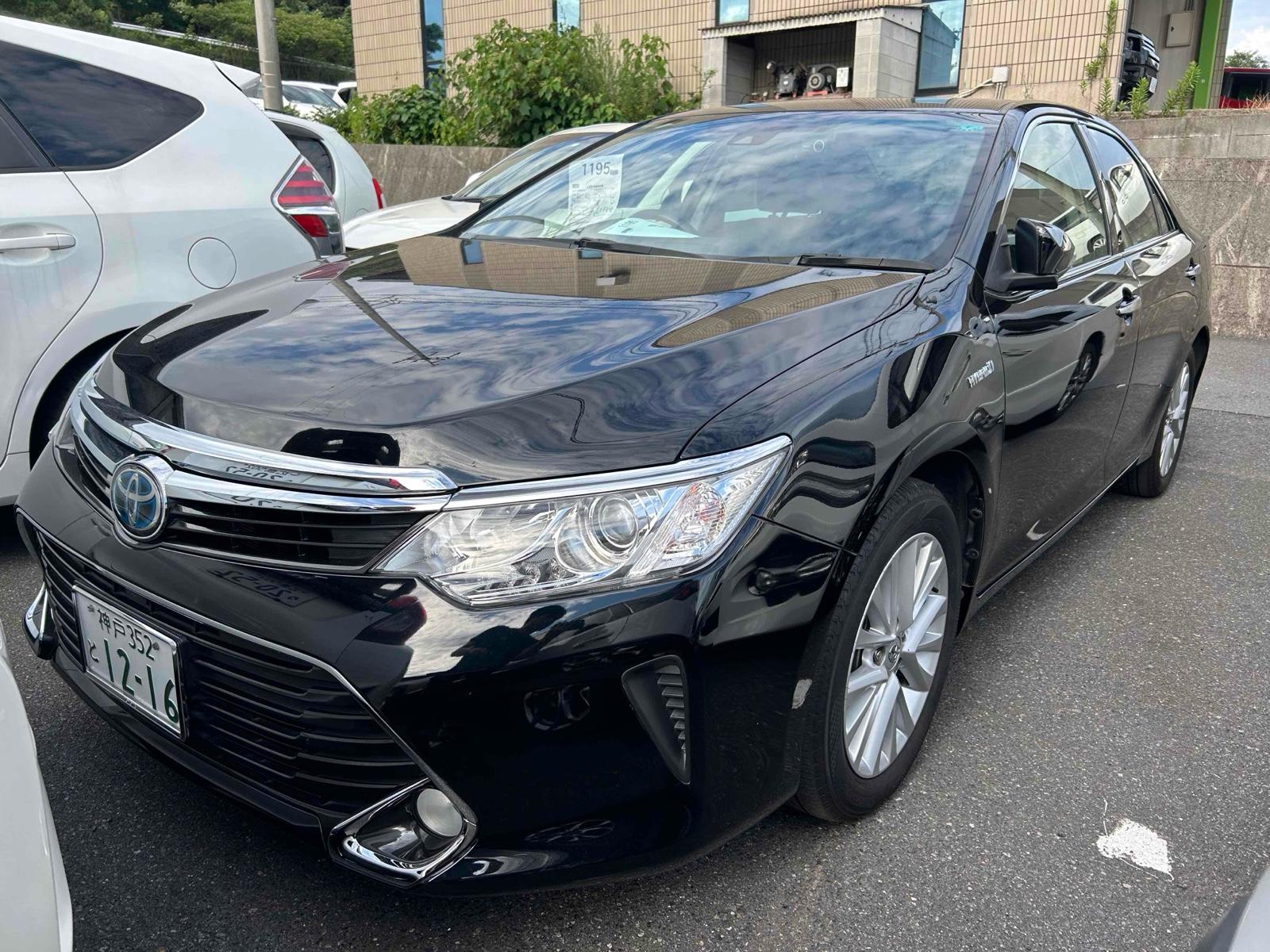 Toyota Camry HYBRID LEATHER PACKAGE