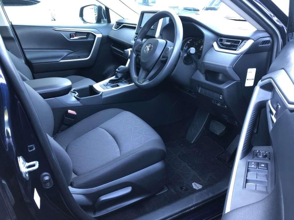 Toyota RAV4 Hybrid X