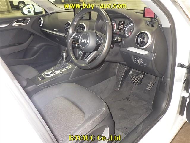 Audi A3 ｽﾎﾟｰﾂﾊﾞｯｸ1.4TFSI