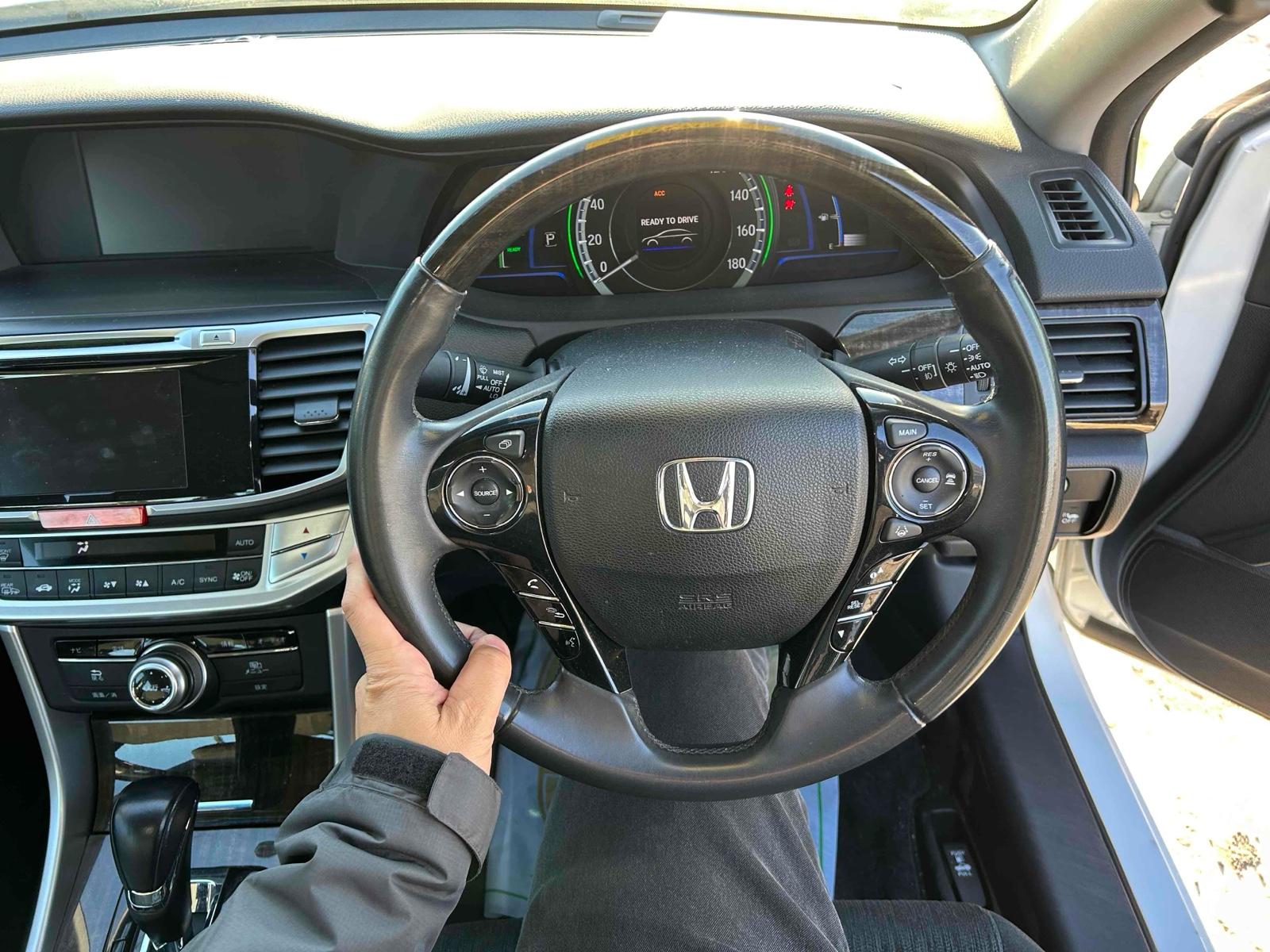 Honda Accord HYBRID EX