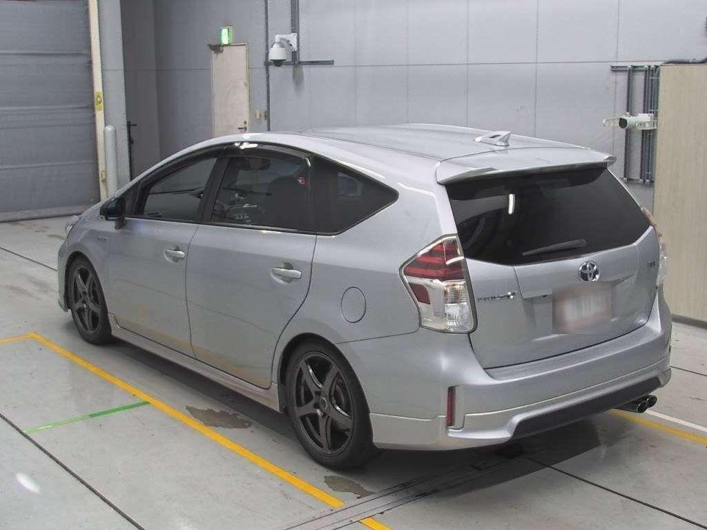 Toyota Prius ALPHA S