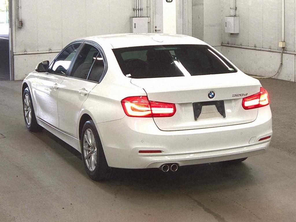 BMW 3 Series 4d 320D