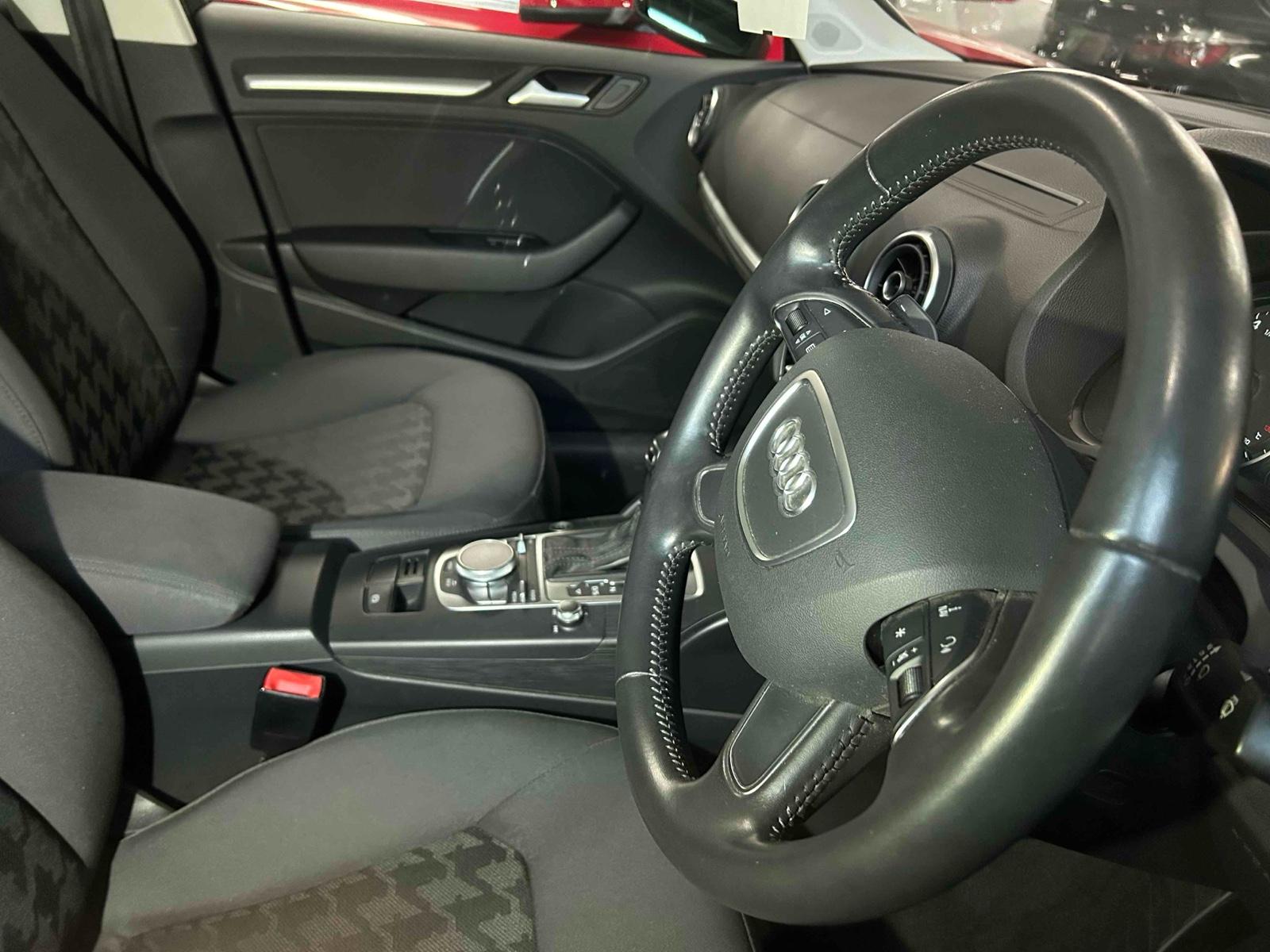 Audi A3 SEDAN 1.4TFSI