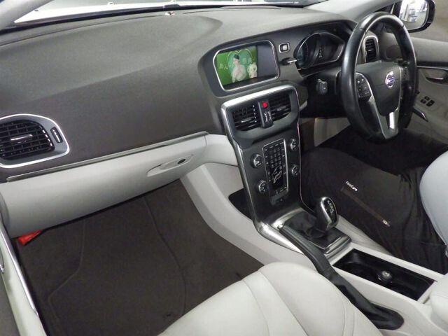 Volvo V40 T4 SE