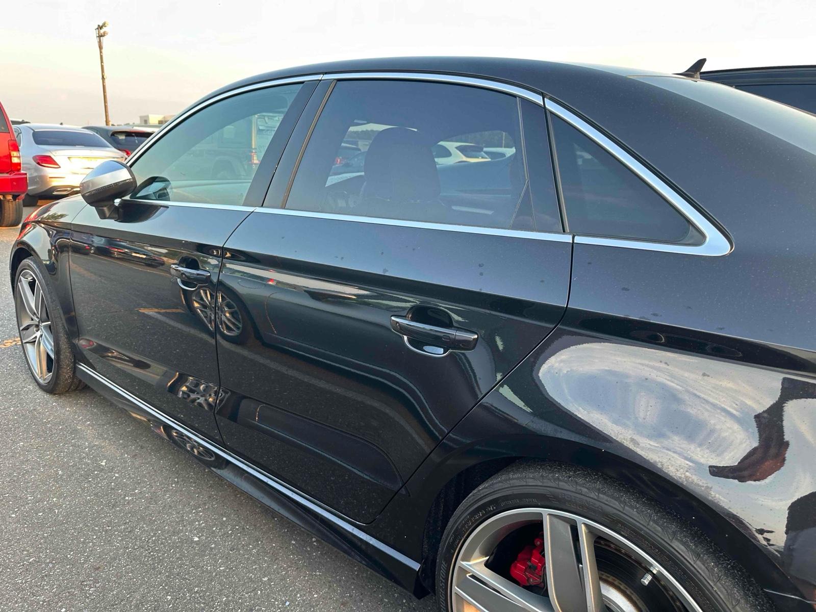 Audi S3 SEDAN 2.0